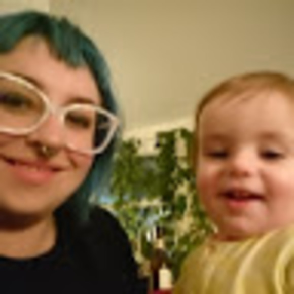 Meet your Posher, Arianne - Picture 1 of 1